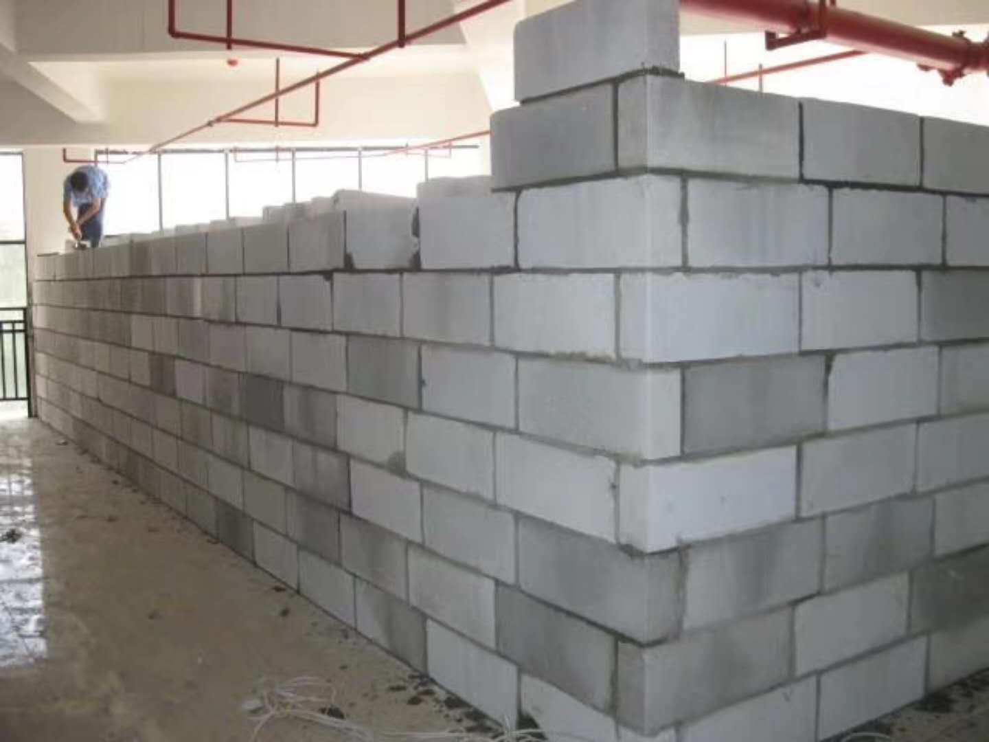 弋阳蒸压加气混凝土砌块承重墙静力和抗震性能的研究